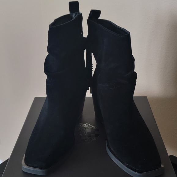 Vince Camuto VE-Dremmia - Picture 2 of 7